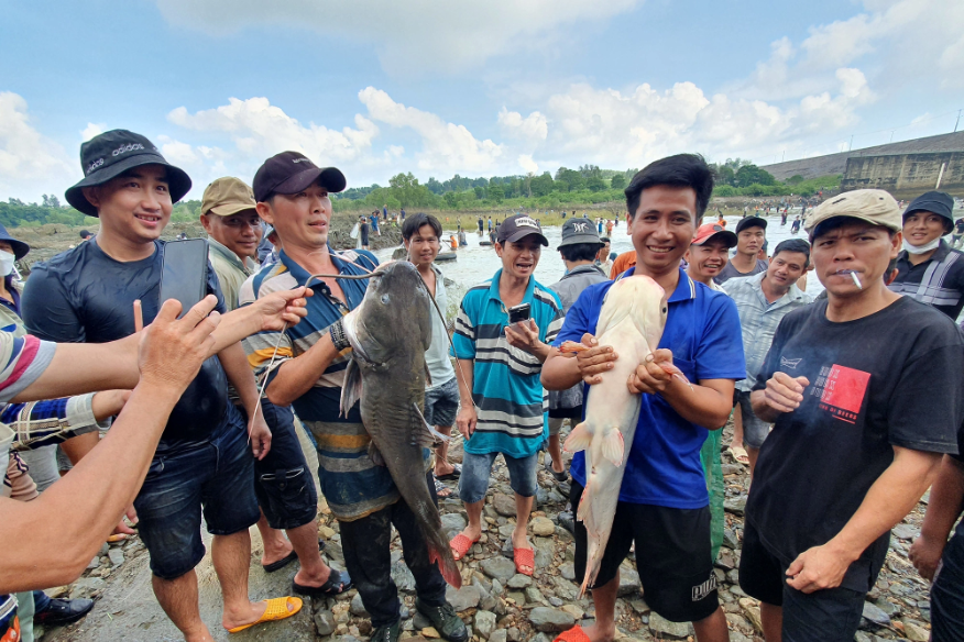 ho tri an xa tran nguoi dan no nuc di san loc troi8