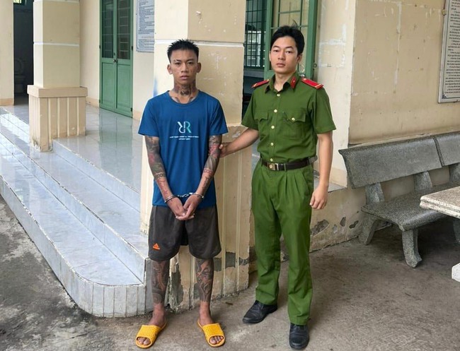 tin tuc an ninh hinh su 1410 2023 tam giu hinh su doi tuong vi pham nong do con lay xe dac chung cua csgt bo chay3 tin tuc an ninh hinh su 1410 2023 tam giu hinh su doi tuong vi pham nong do con lay xe dac chung cua csgt bo chay3