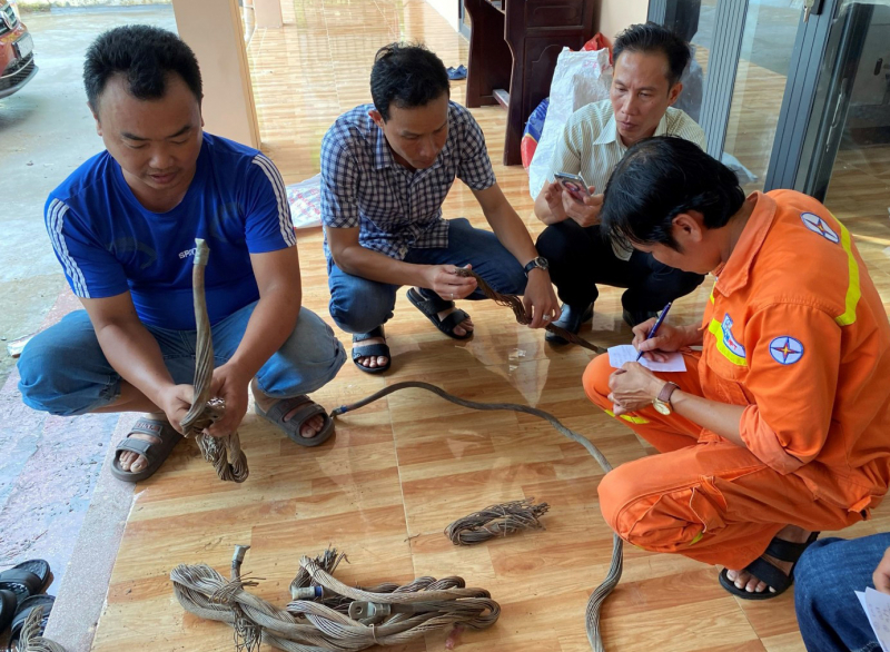 tin tuc an ninh hinh su 16 10 2023 bat cuu can bo cang vu hang khong mien trung lua chay viec chiem doat hon 700 trieu dong3 tin tuc an ninh hinh su 16 10 2023 bat cuu can bo cang vu hang khong mien trung lua chay viec chiem doat hon 700 trieu dong3