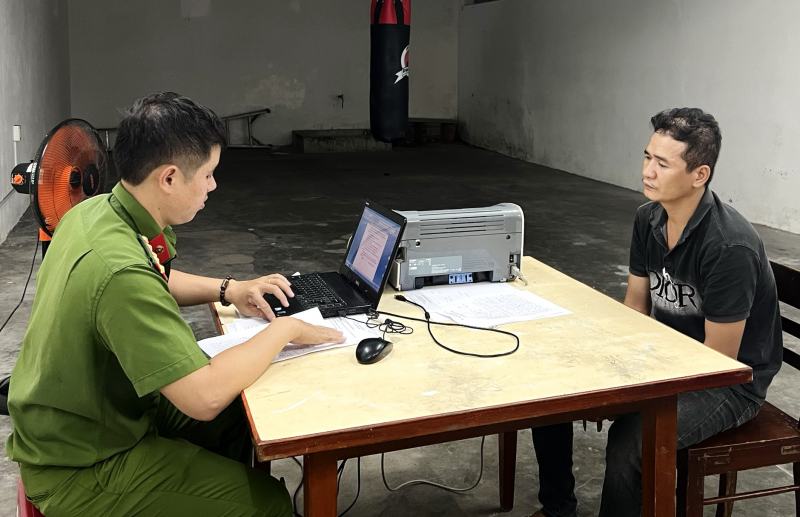 tin tuc an ninh hinh su 29 10 2023 truy tim nguoi phu nu lam dung tin nhiem chiem doat hon 1 ty cua doanh nghiep2 tin tuc an ninh hinh su 29 10 2023 truy tim nguoi phu nu lam dung tin nhiem chiem doat hon 1 ty cua doanh nghiep2