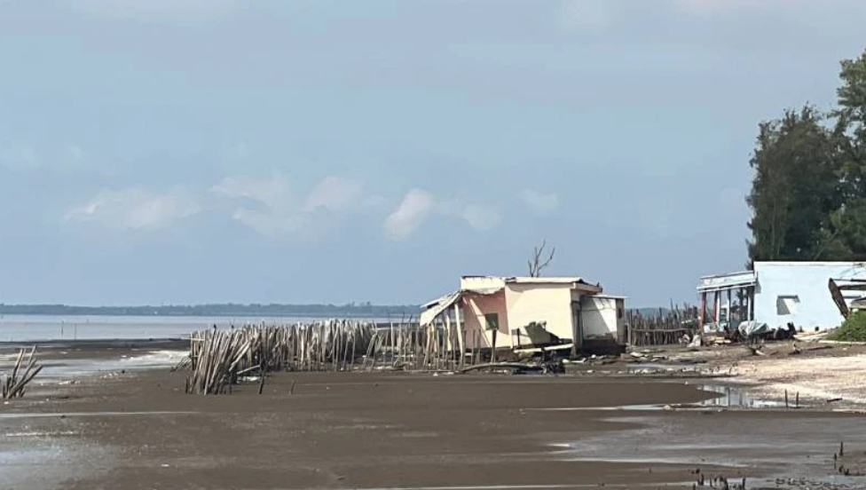 ben tre so tan khan cap nguoi dan ra khoi diem sat lo nghiem trong o huyen ba tri2