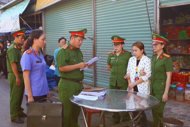 tin tuc an ninh hinh su 18 11 2023 bat doi tuong mang ma tau di giai quyet mau thuan2 tin tuc an ninh hinh su 18 11 2023 bat doi tuong mang ma tau di giai quyet mau thuan2