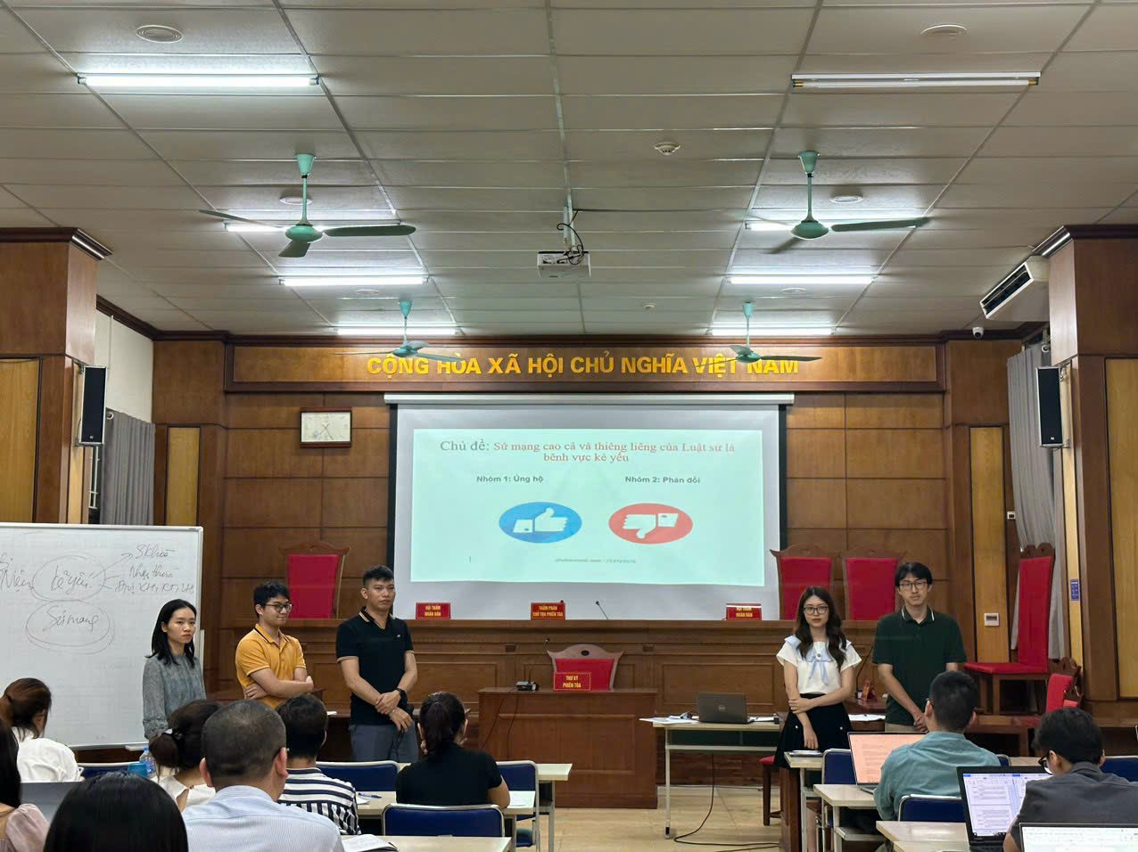 nu-giang-vien-hoc-vien-tu-phap-voi-mong-muon-lan-toa-tinh-yeu-nghe-luat3 nu-giang-vien-hoc-vien-tu-phap-voi-mong-muon-lan-toa-tinh-yeu-nghe-luat3