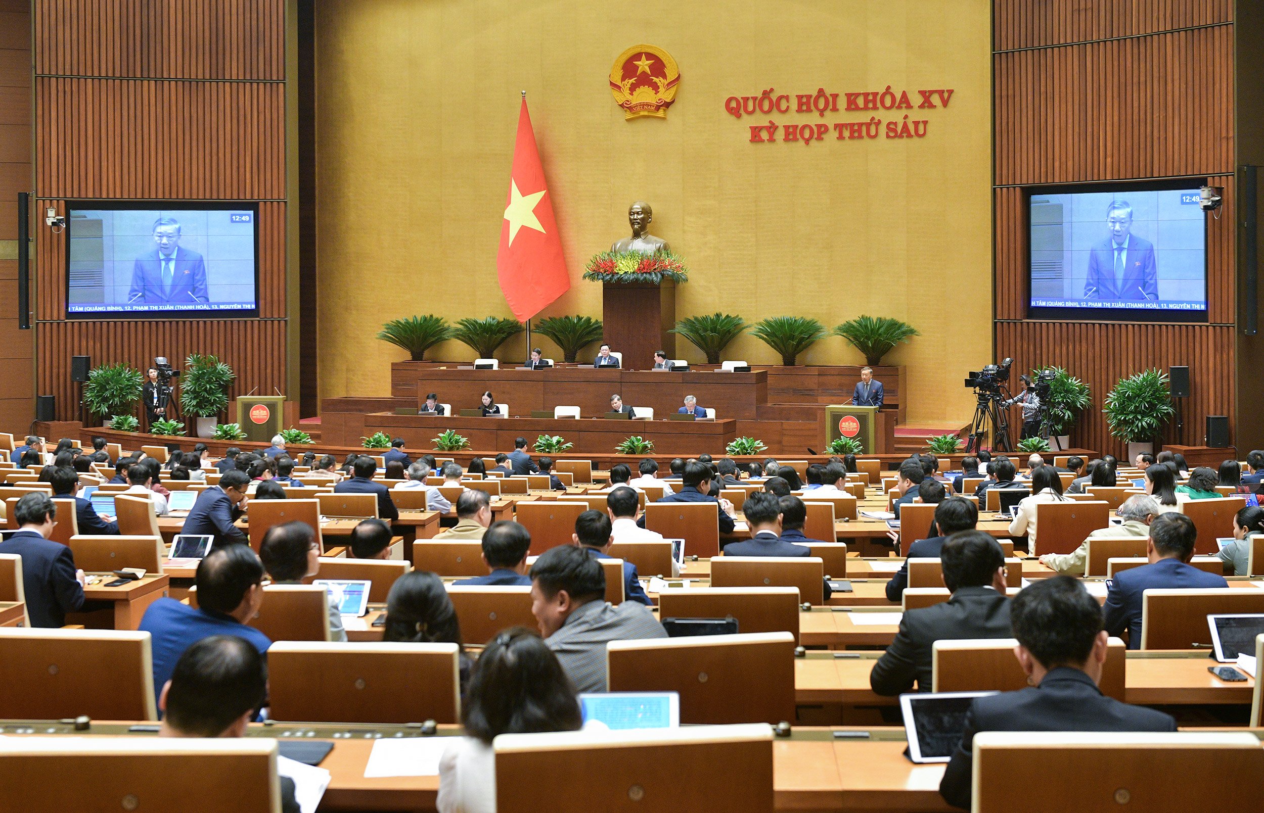 bo truong to lam toi pham tham nhung dien bien phuc tap toi pham tren khong gian mang tang cao0
