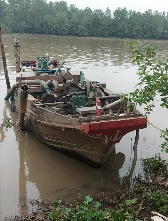 mot dai uy cong an bi trong thuong khi vay bat cat tac o vinh long mot dai uy cong an bi trong thuong khi vay bat cat tac o vinh long