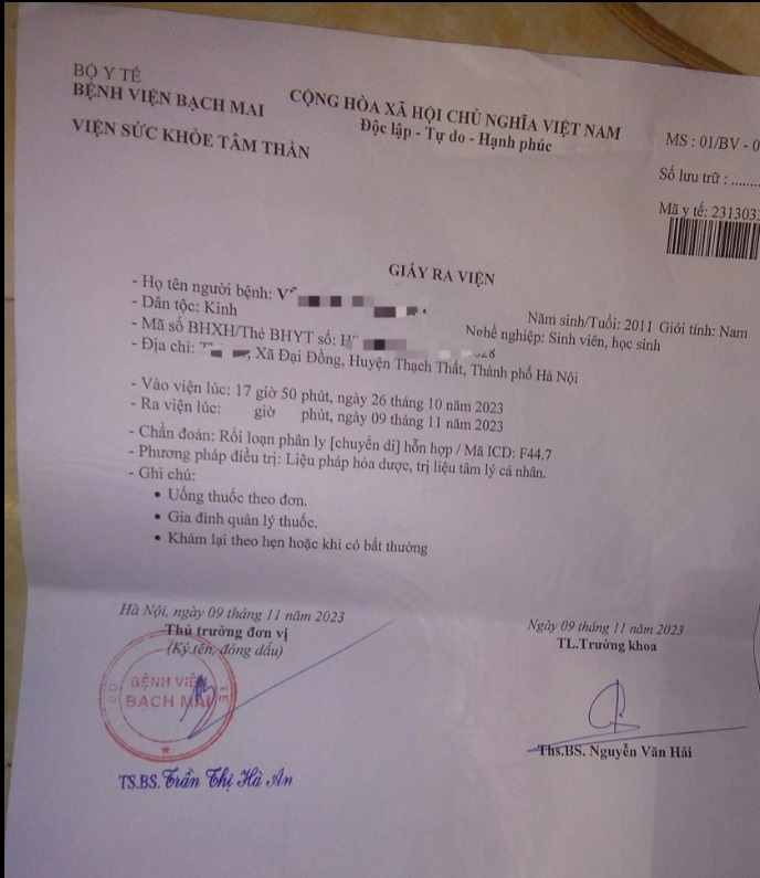 vu nam sinh lop 7 bi ban danh hoi dong da man o ha noi nha truong cung can boi thuong thiet hai
