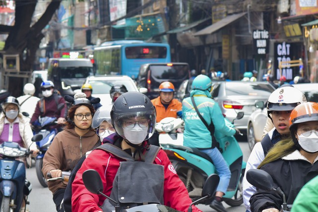 hien trang dong bang cua tuyen duong vanh dai 1 doan hoang cau voi phuc sau 6 nam phe duyet5 hien trang dong bang cua tuyen duong vanh dai 1 doan hoang cau voi phuc sau 6 nam phe duyet5