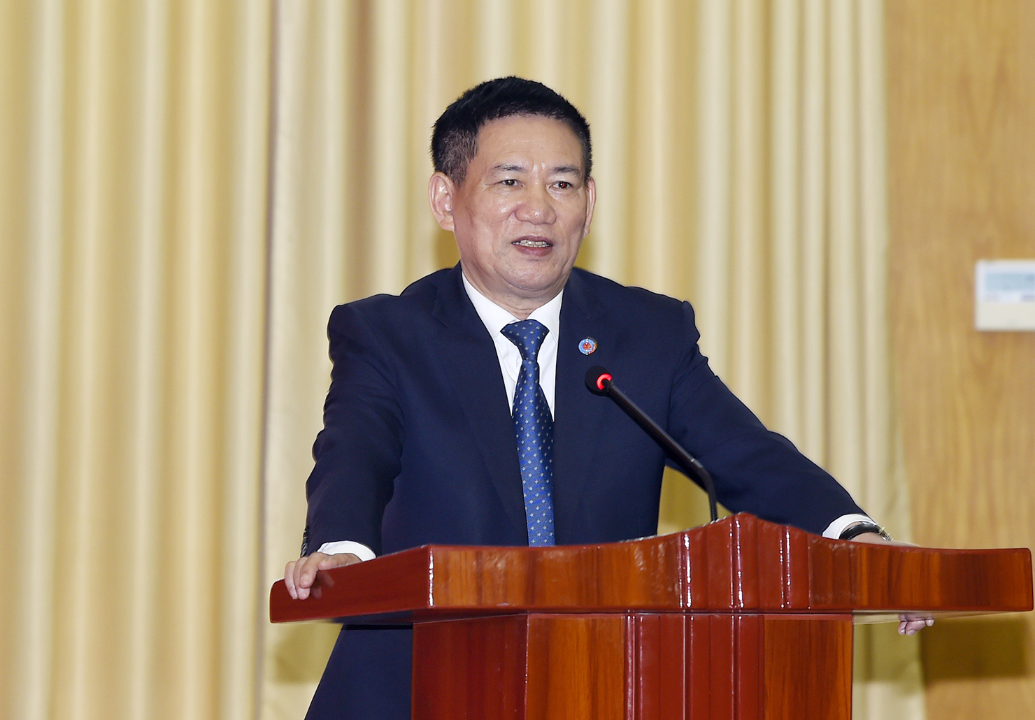cong bo quyet dinh cua thu tuong dieu dong bo nhiem thu truong bo tai chinh2 cong bo quyet dinh cua thu tuong dieu dong bo nhiem thu truong bo tai chinh2