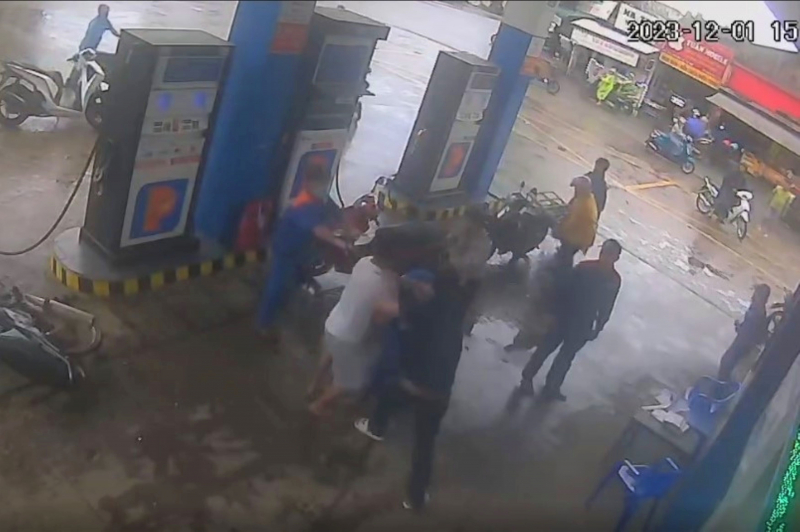 tin tuc an ninh hinh su 10 12 2023 dieu tra vu nhom doi tuong hanh hung nhan vien cay xang
