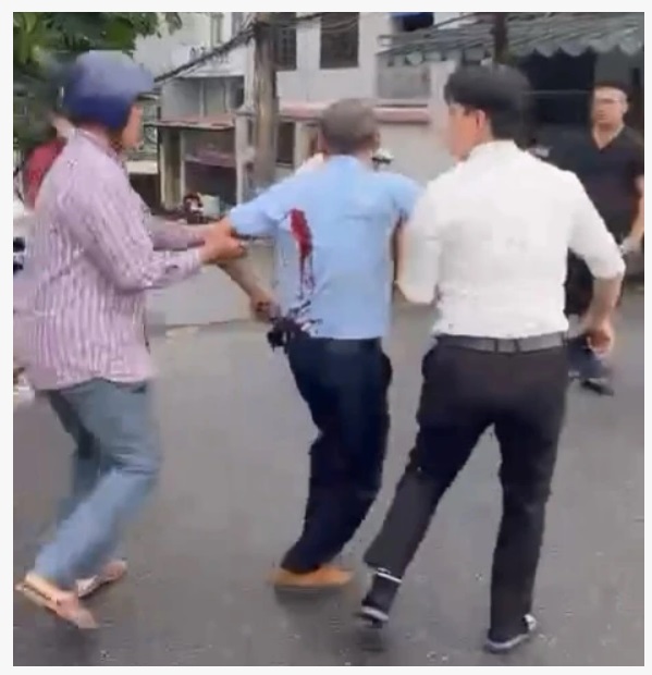 mo phien toa luu dong xet xu 2 doi tuong cuop ngan hang dam chet nhan vien bao ve o da nang2 mo phien toa luu dong xet xu 2 doi tuong cuop ngan hang dam chet nhan vien bao ve o da nang2