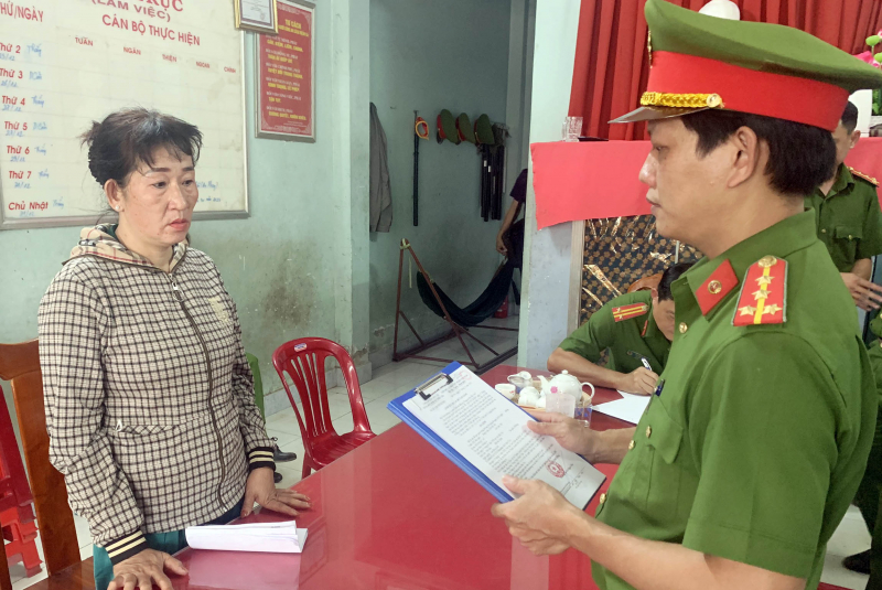 tin tuc an ninh hinh su 29 12 lat tay chieu tro gia danh bac si kham suc khoe mien phi de lua dao2 tin tuc an ninh hinh su 29 12 lat tay chieu tro gia danh bac si kham suc khoe mien phi de lua dao2
