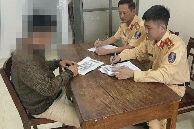 tin tuc an ninh hinh su 8 1 2024 tam giu doi tuong nhieu lan xam hai be gai 12 tuoi4