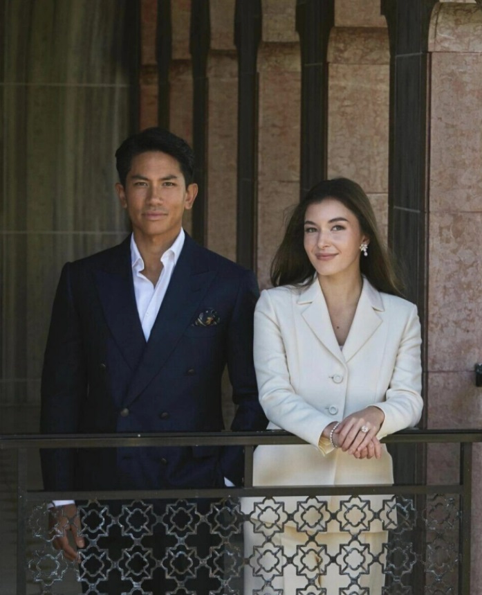 so ke hoc van sieu khung cua cap doi hoang gia brunei dep nhu tien dong ngoc nu 