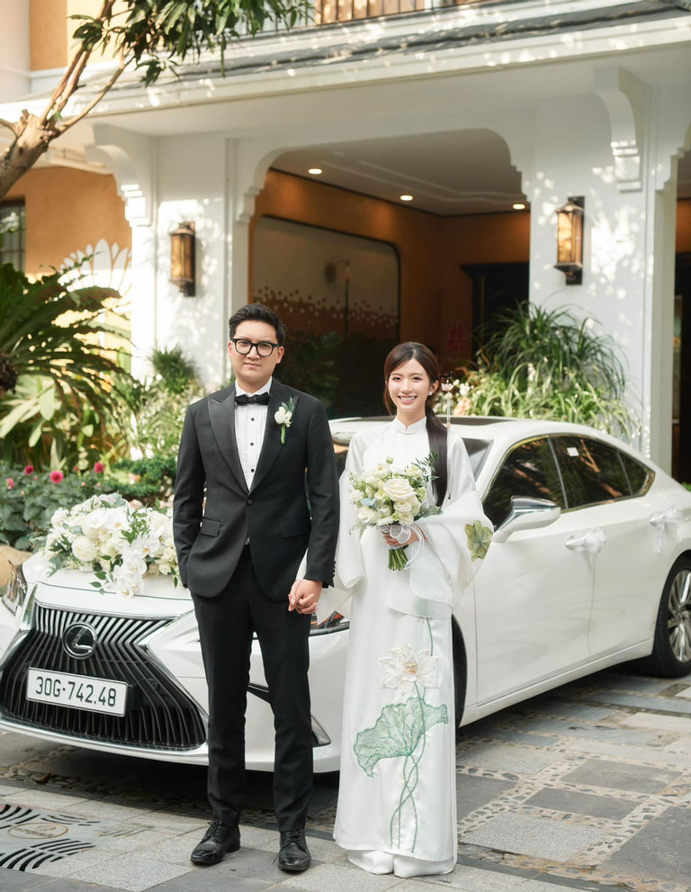 dam cuoi em ut van van cua thuong ngay nang ve tinh te nhe nhang he lo gia the tai phiet cua dang trai9