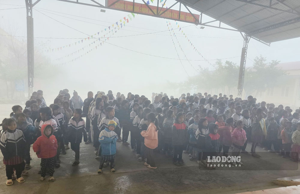 hoc sinh o vung cao tay bac duoc cham soc nhu the nao trong thoi tiet ret dam ret hai hoc sinh o vung cao tay bac duoc cham soc nhu the nao trong thoi tiet ret dam ret hai