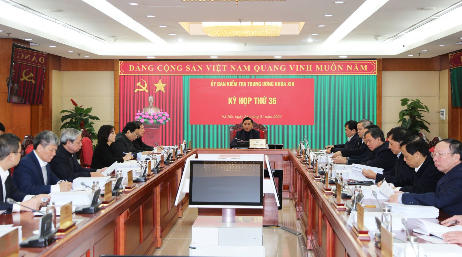 uy ban kiem tra trung uong de nghi thi hanh ky luat bi thu tinh uy lam dong tran duc quan uy ban kiem tra trung uong de nghi thi hanh ky luat bi thu tinh uy lam dong tran duc quan