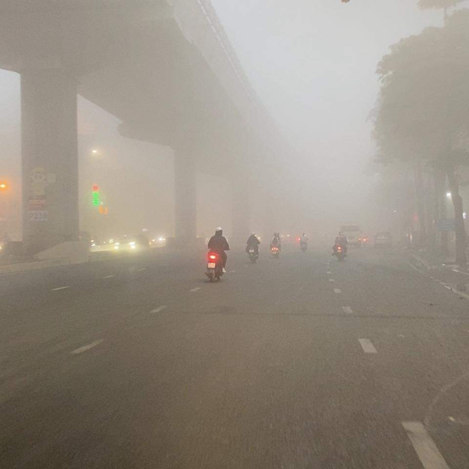 sang som ha noi chim trong suong mu phuong tien di chuyen kho khan5