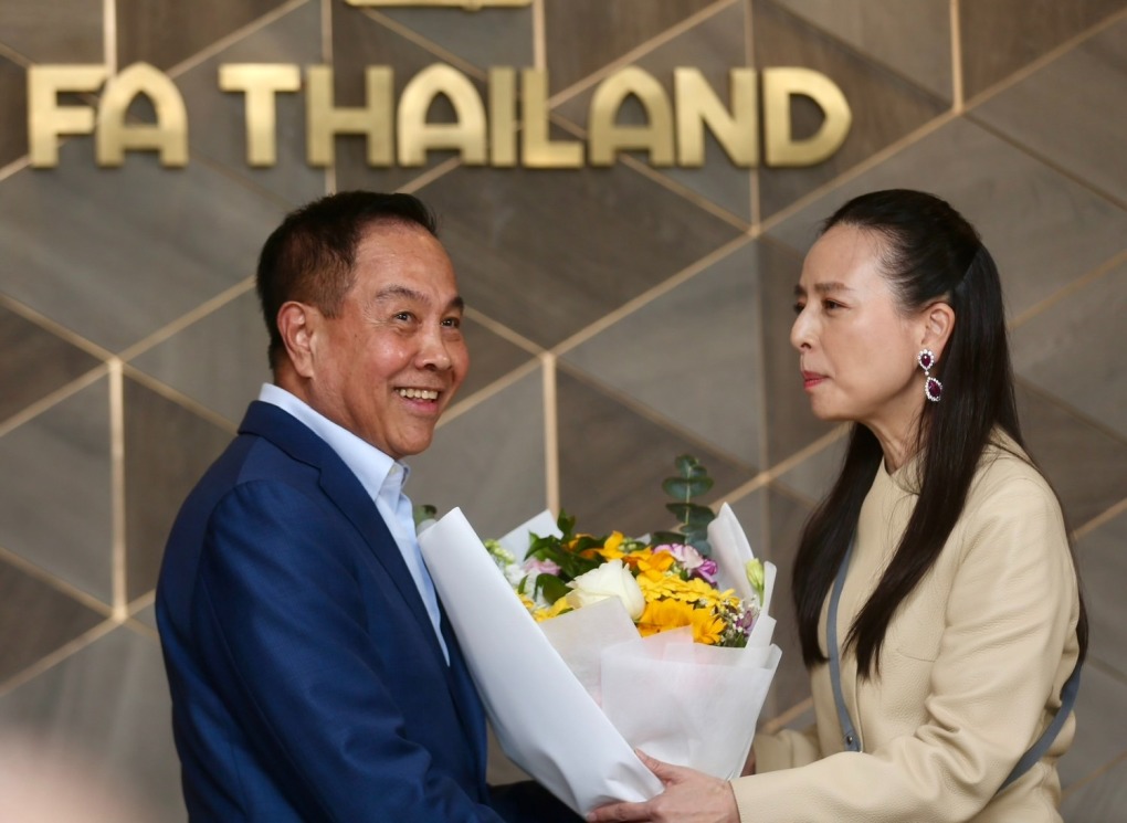 madam pang tro thanh tan chu tich lien doan bong da thai lan madam pang tro thanh tan chu tich lien doan bong da thai lan