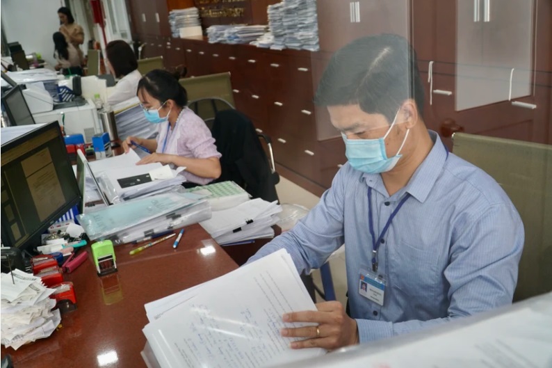 tp hcm tang cuong cong tac quan ly can bo cong chuc di nuoc ngoai cong tac0