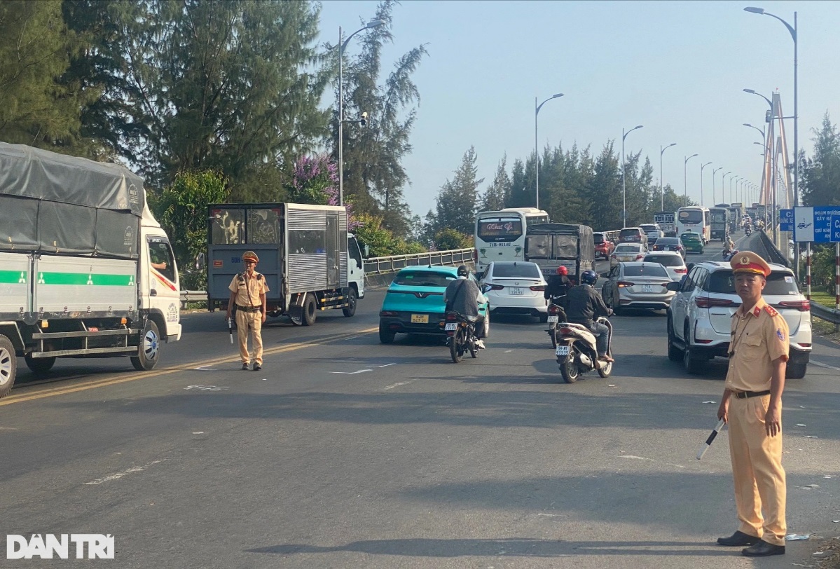 tram thu phi bot cau rach mieu lien tuc xa tram tranh tinh trang giao thong te liet 2 tram thu phi bot cau rach mieu lien tuc xa tram tranh tinh trang giao thong te liet 2