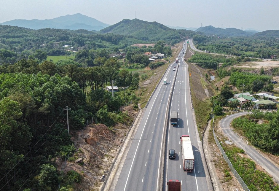 sau vu tai nan nghiem trong tinh trang vuot au lan lan cao toc cam lo la son van tiep dien18