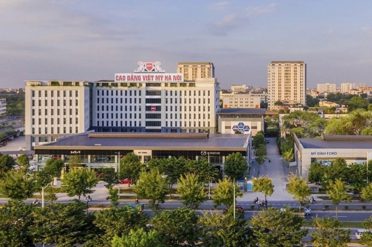 vuong loat sai pham mot truong cao dang bi dinh chi tuyen sinh 2 nganh va xu phat hon 100 trieu dong vuong loat sai pham mot truong cao dang bi dinh chi tuyen sinh 2 nganh va xu phat hon 100 trieu dong