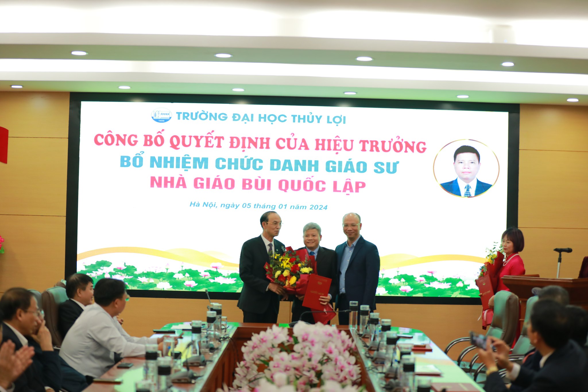 chan dung nam giao su duy nhat nganh thuy loi nam 2023 so huu bang thanh tich vang nhan bang khen cua chinh phu2 chan dung nam giao su duy nhat nganh thuy loi nam 2023 so huu bang thanh tich vang nhan bang khen cua chinh phu2
