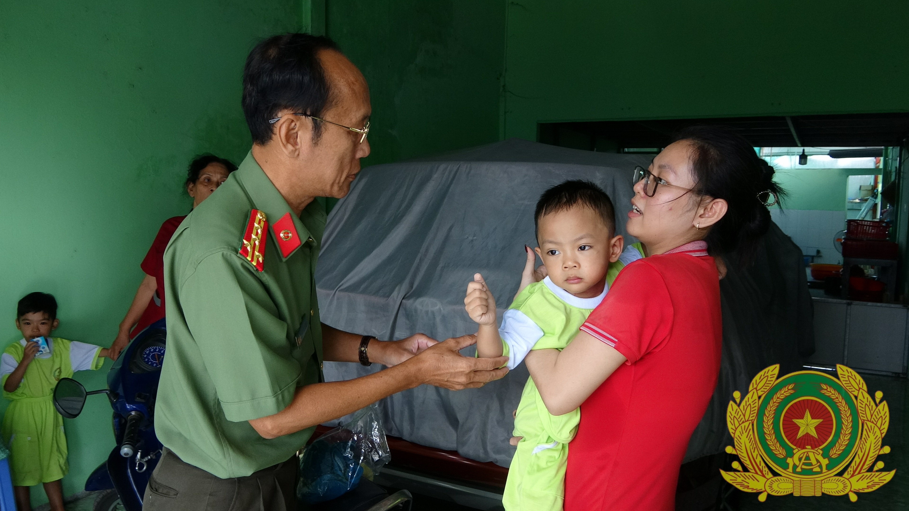 vu doi tuong cam hung khi xong vao truong mam non o tien giang tiet lo bat ngo cua co quan cong an2