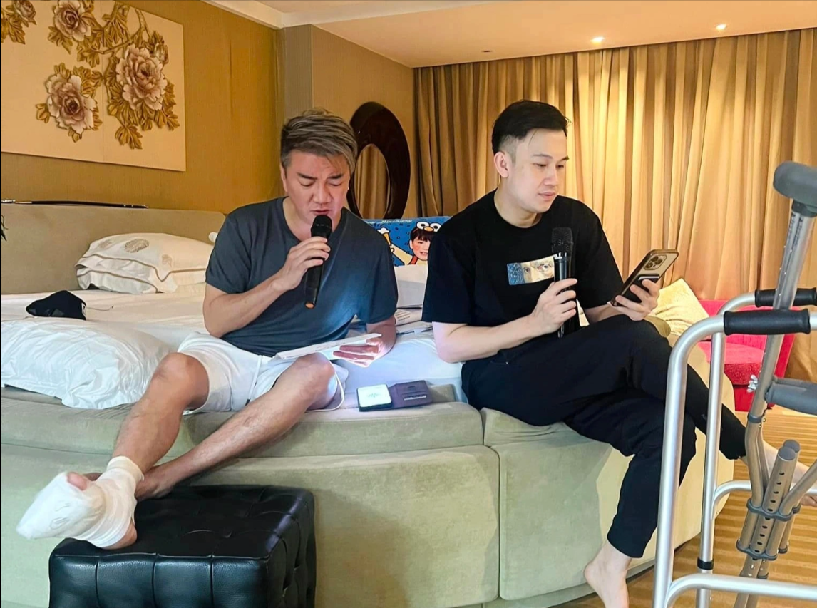 truoc xon xao so tien vien phi khung cua dam vinh hung o my dai dien nam ca si noi gi truoc xon xao so tien vien phi khung cua dam vinh hung o my dai dien nam ca si noi gi