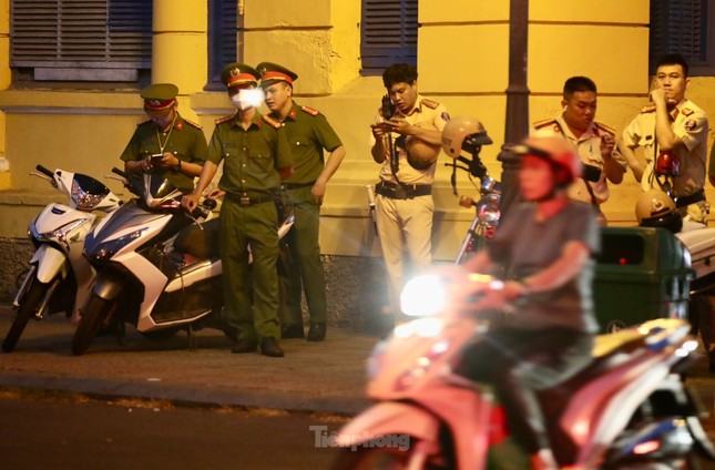 cap nhat hinh anh an ninh that chat truoc phien toa xet xu vu van thinh phat3