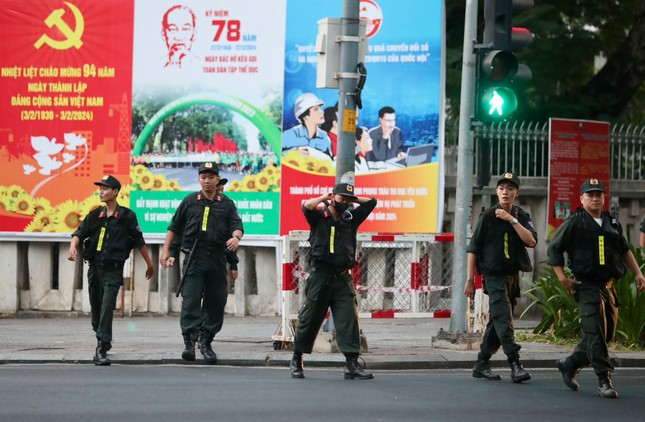 vu an van thinh phat xet xu vang mat 5 bi cao tat ca deu co luat su bao chua10