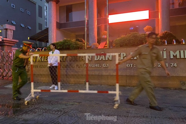 vu an van thinh phat xet xu vang mat 5 bi cao tat ca deu co luat su bao chua2