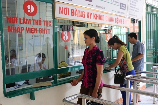 bo y te de xuat giai phap tang nguon kinh phi cho kham chua benh bhyt