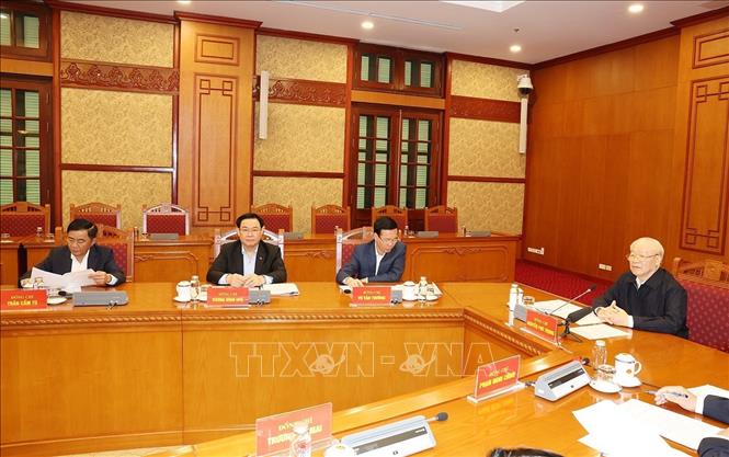tong bi thu nguyen phu trong chu tri hop tieu ban nhan su dai hoi xiv cua dang4 tong bi thu nguyen phu trong chu tri hop tieu ban nhan su dai hoi xiv cua dang4