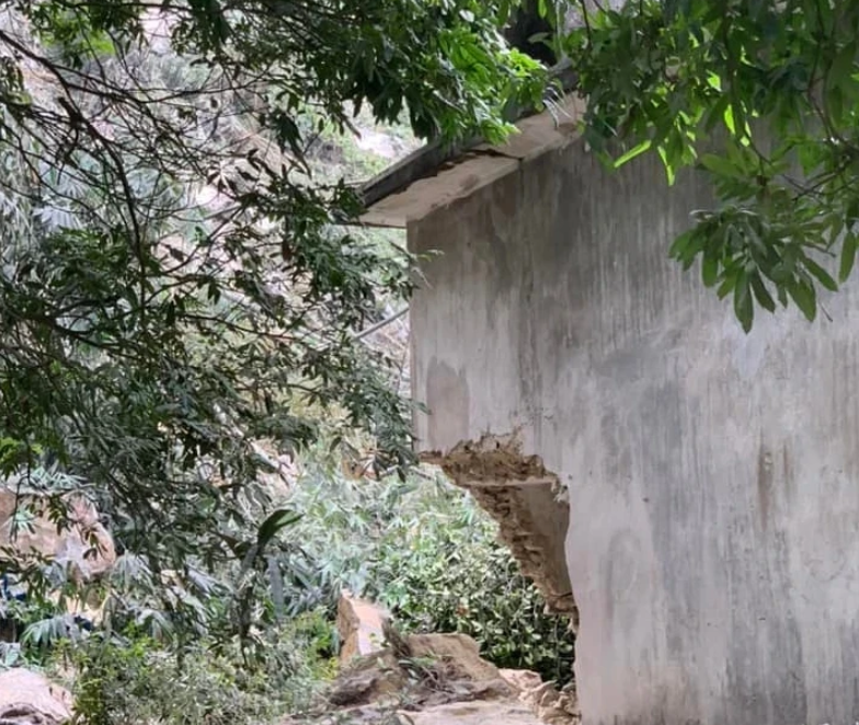 tran dong dat sang 25 3 tai ha noi gay thiet hai tai tinh hoa binh tran dong dat sang 25 3 tai ha noi gay thiet hai tai tinh hoa binh