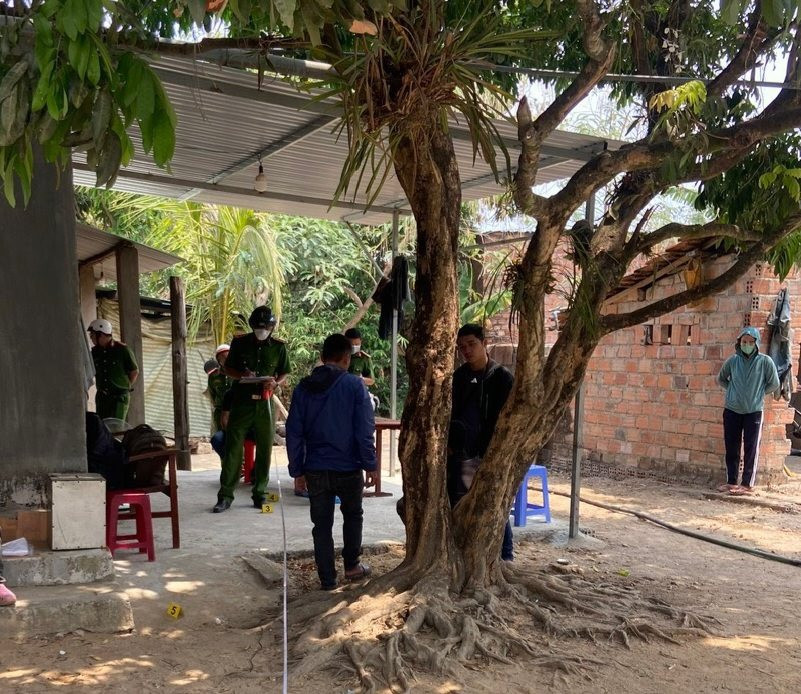 dieu tra vu anh trai dung dao doat mang em ruot o kon tum dieu tra vu anh trai dung dao doat mang em ruot o kon tum
