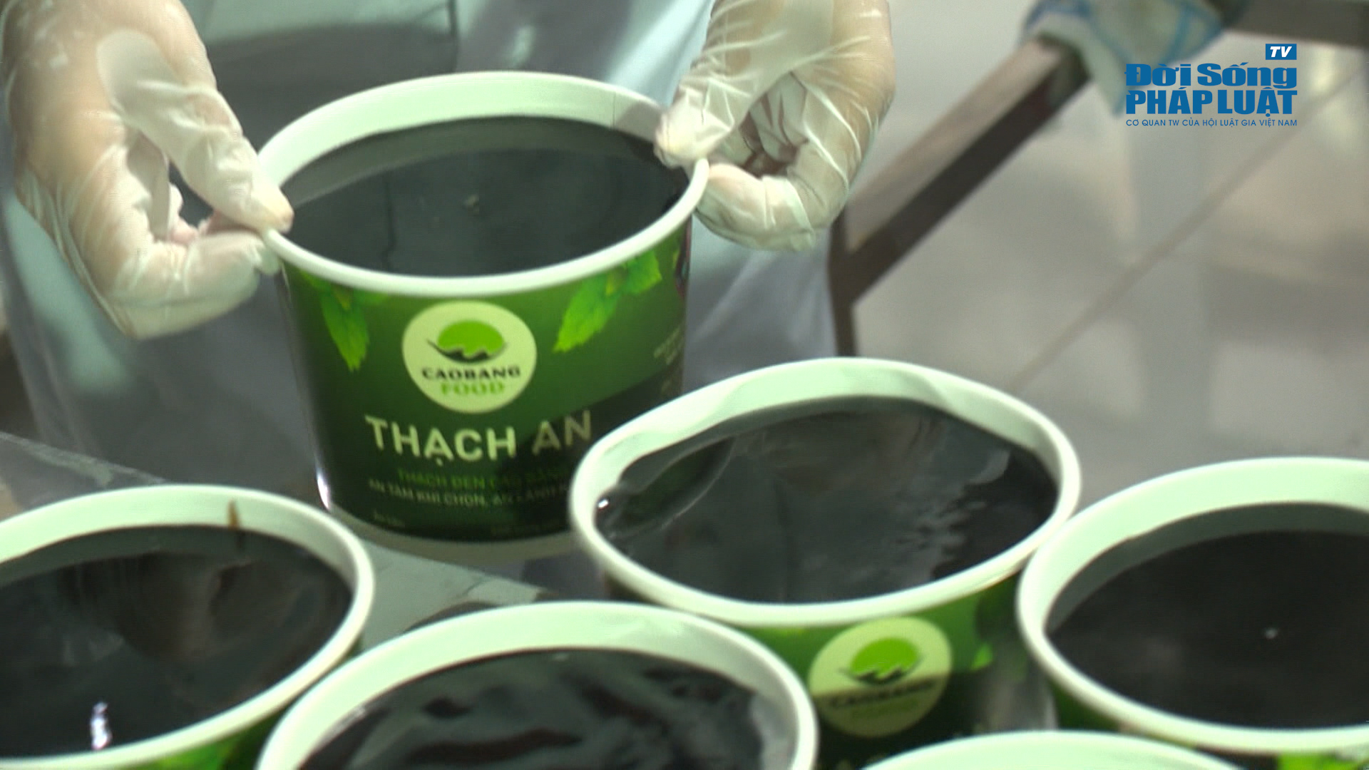 final thach den00001512still001