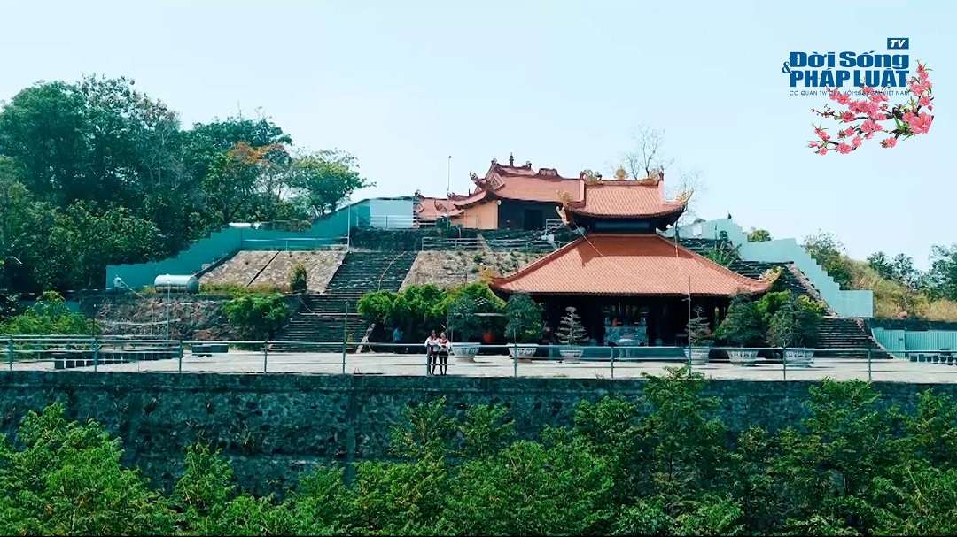 003 atgt 100002228still033 003 atgt 100002228still033