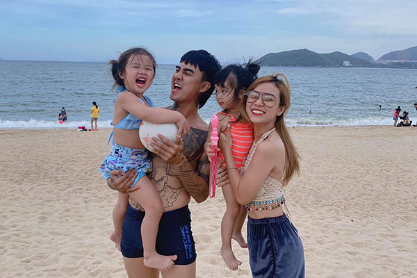 phia hoai lam len tieng khi bi to dung chieu tro truoc lum xum voi vo cu cindy lu1 phia hoai lam len tieng khi bi to dung chieu tro truoc lum xum voi vo cu cindy lu1