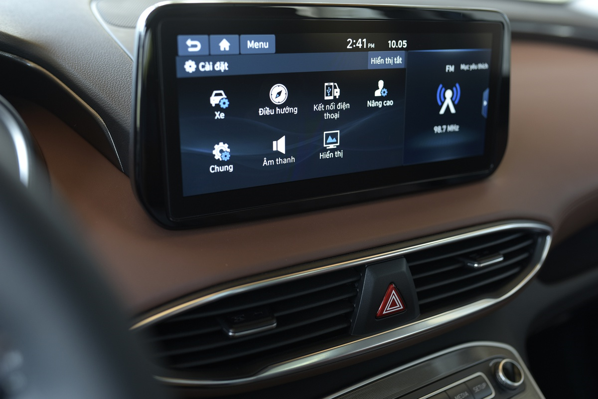 huyndai santafe 2021 ra mat khach hang viet gia ban tu 1 03 ty dong51 huyndai santafe 2021 ra mat khach hang viet gia ban tu 1 03 ty dong51