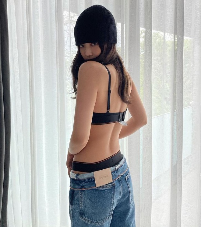 my nhan dinh dam nhat nhi xu han khoe vong 1 bong mat duong cong co the goi cam hon gap boi5 my nhan dinh dam nhat nhi xu han khoe vong 1 bong mat duong cong co the goi cam hon gap boi5