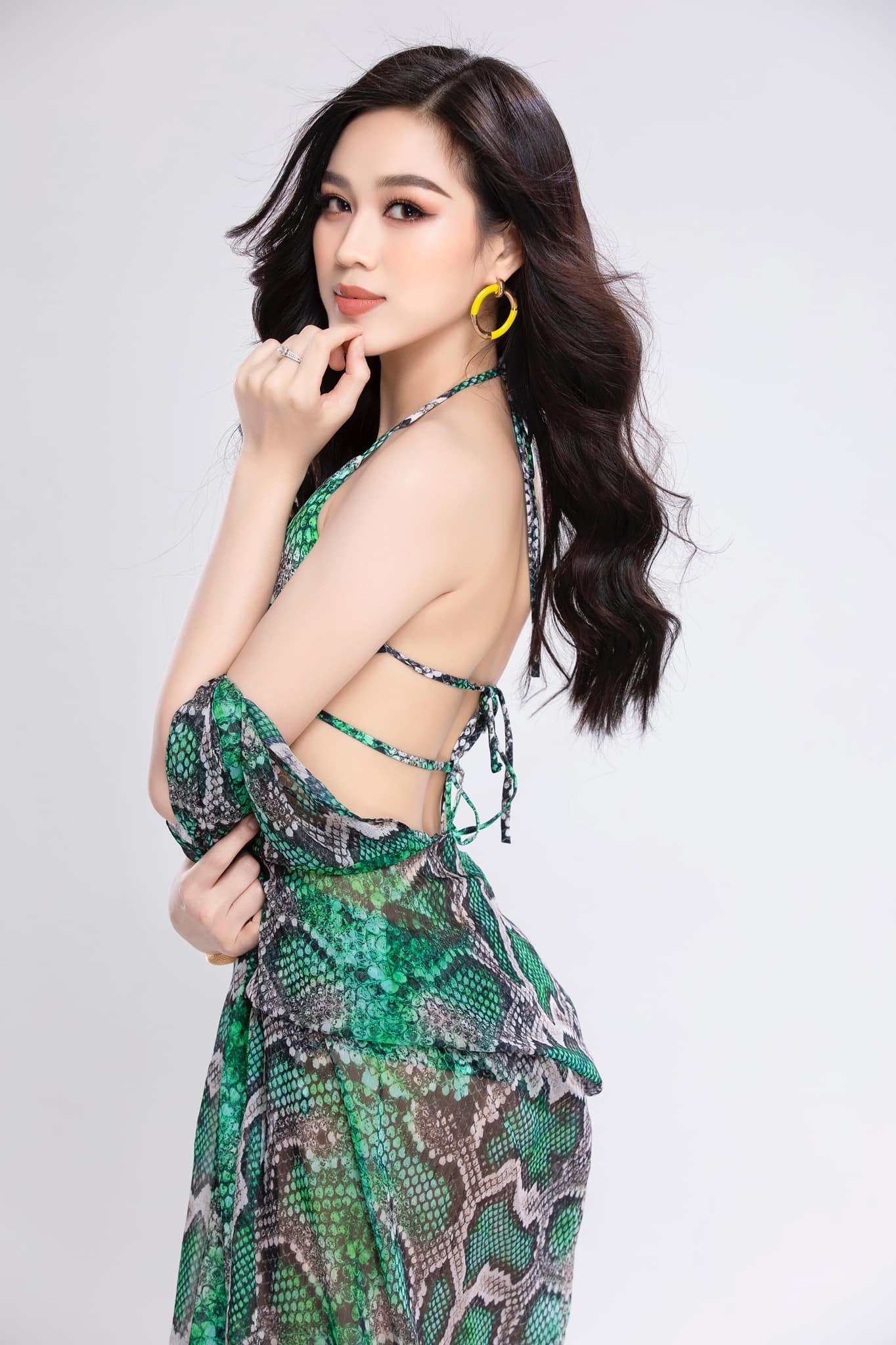 do thi ha dien bikini thoat mac gai ngoan khoe doi chan dai 1 1m khien ai nay chao dao4 do thi ha dien bikini thoat mac gai ngoan khoe doi chan dai 1 1m khien ai nay chao dao4