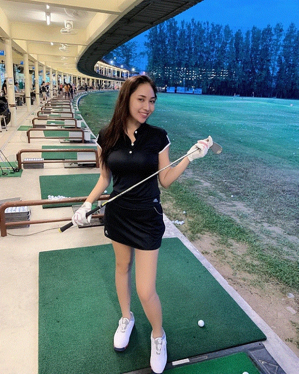 ngam nhan sac hut hon va duong cong cuc pham cua nu golf thu quyen ru nhat the gioi3 ngam nhan sac hut hon va duong cong cuc pham cua nu golf thu quyen ru nhat the gioi3