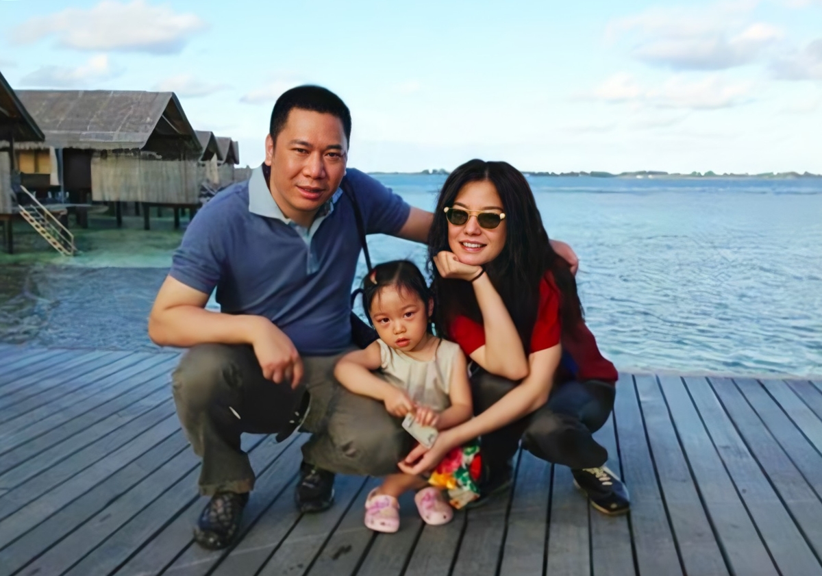 trieu vy va cuoc hon nhan 11 nam khong dam cuoi voi ong xa huynh huu long3 trieu vy va cuoc hon nhan 11 nam khong dam cuoi voi ong xa huynh huu long3
