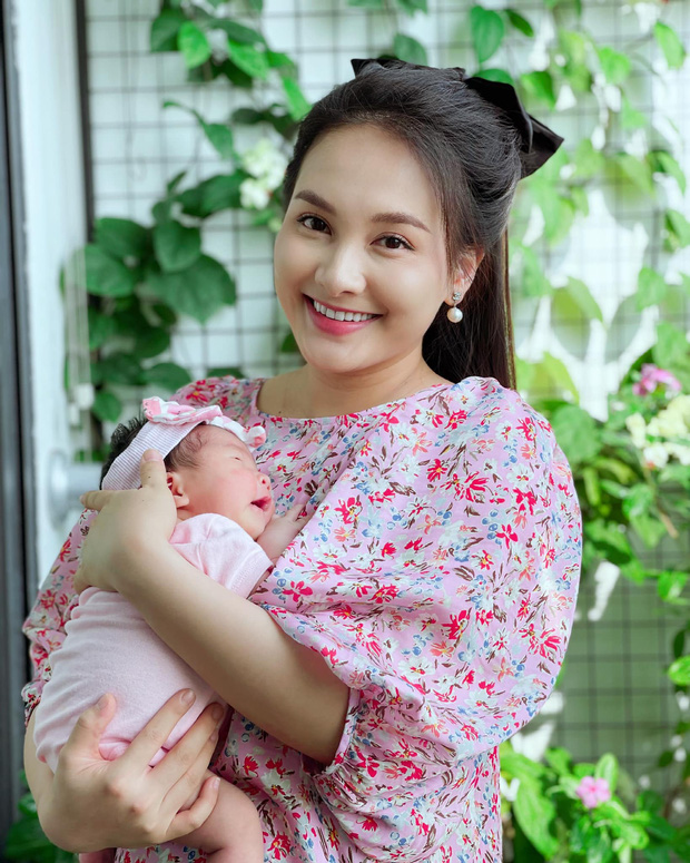 tin tuc giai tri moi nhat ngay 7 6 bao thanh lan dau khoe dung mao ai nu 1 thang tuoi1 tin tuc giai tri moi nhat ngay 7 6 bao thanh lan dau khoe dung mao ai nu 1 thang tuoi1