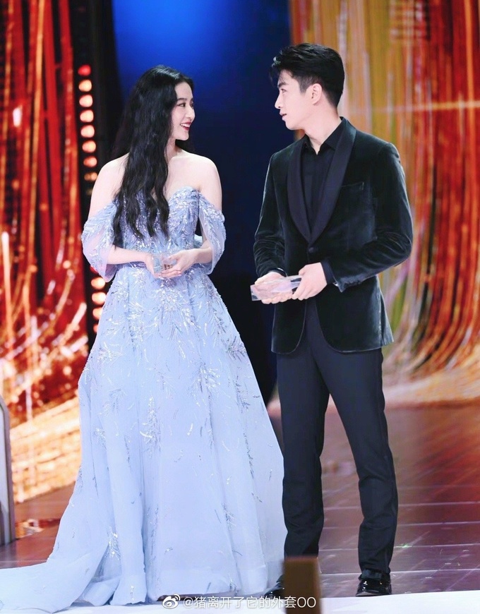 luu diec phi lo bap tay kem thon gon nhan sac khac xa anh da photoshop4 luu diec phi lo bap tay kem thon gon nhan sac khac xa anh da photoshop4