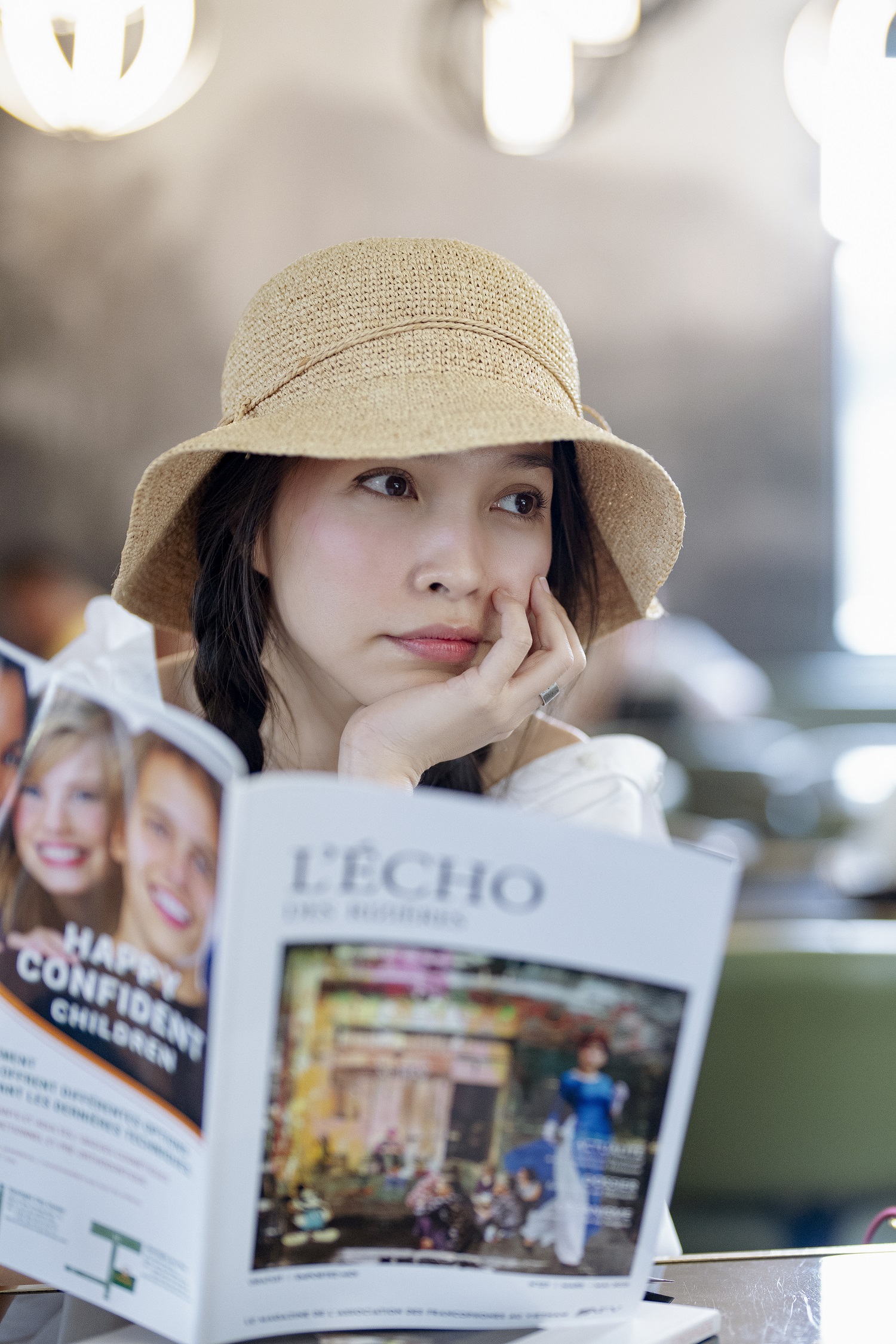 hien thuc khoe nhan sac nhu gai doi muoi than thai khien ai cung phai nguong mo4