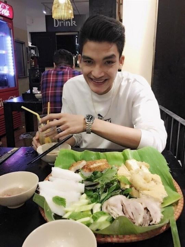 tin tuc giai tri moi nhat ngay 25 6 mac van khoa len tieng khi bi to ban bun dau co gian1
