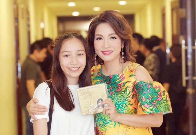diva my linh ke ve ap luc cua cac con khi bo me noi tieng tiet lo my anh tung lam viec noi loan1 diva my linh ke ve ap luc cua cac con khi bo me noi tieng tiet lo my anh tung lam viec noi loan1