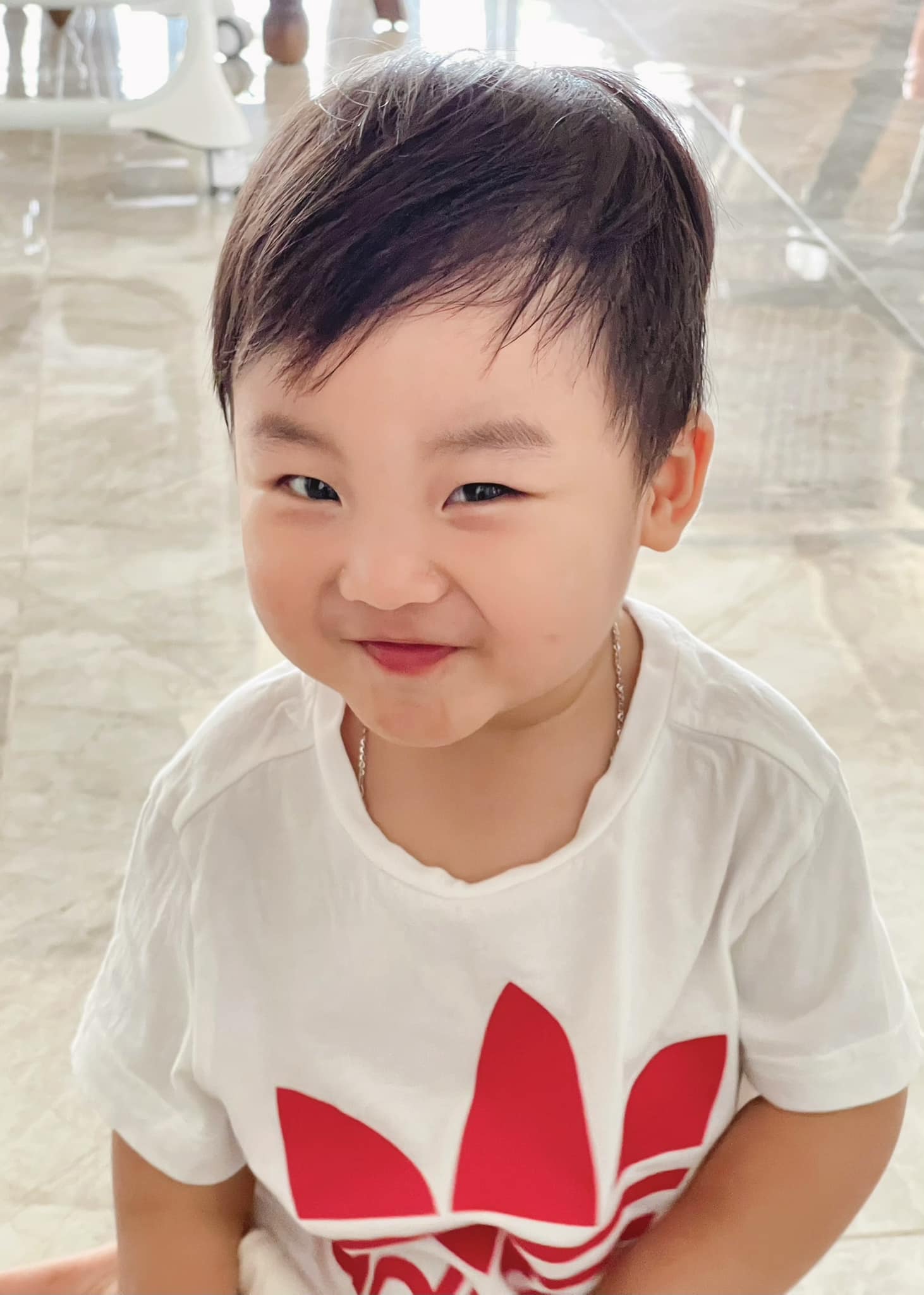 quy tu nha hoa minzy voi hang loat khoanh khac dang yeu don tim cu dan mang1 quy tu nha hoa minzy voi hang loat khoanh khac dang yeu don tim cu dan mang1